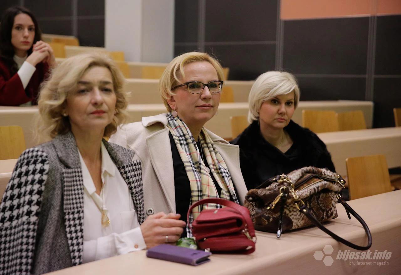 Predstavljena inovativna rješenja u parodontologiji i implantologiji