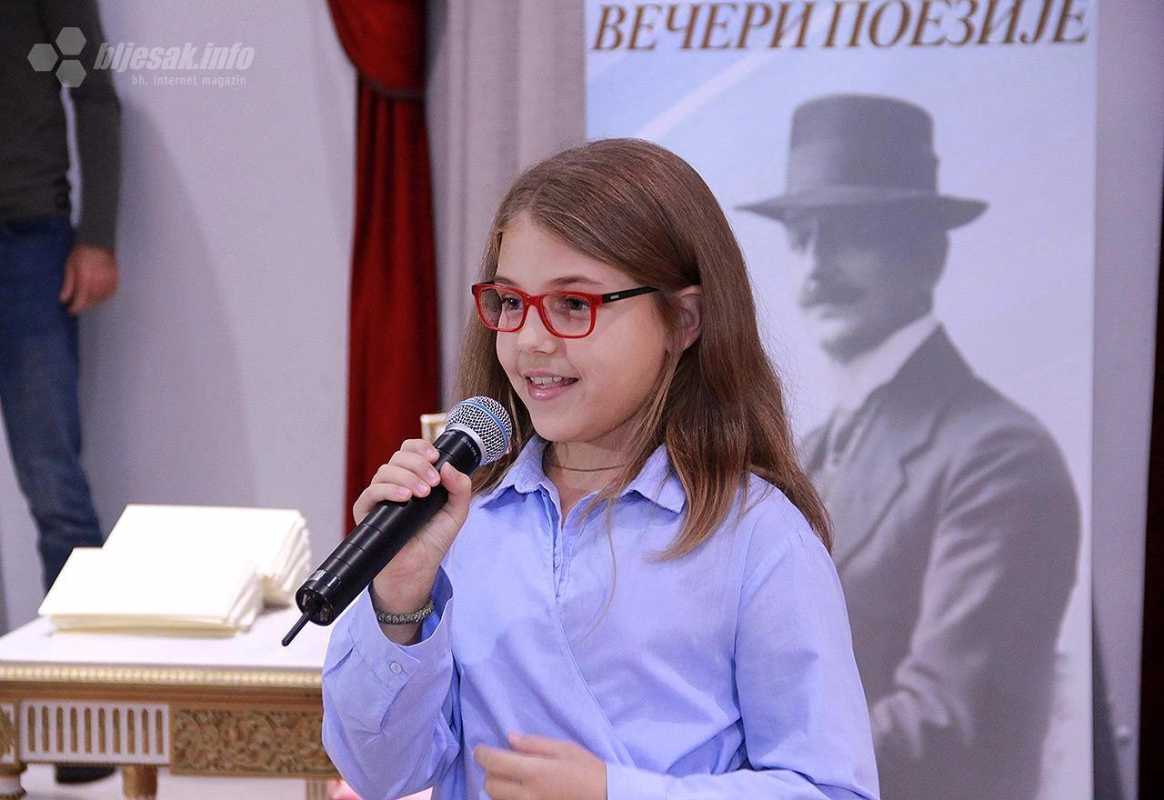 Detalj s posljednjeg sadržaja 100. Šantićevih večeri poezije