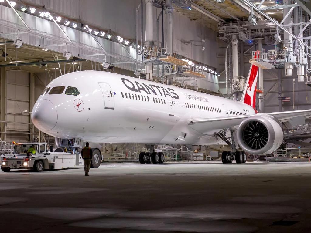 Pokusni let Qantas QF 7879