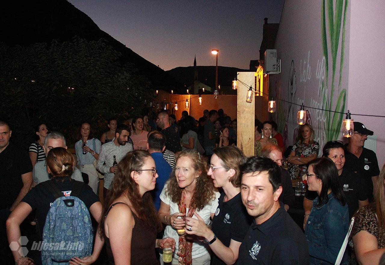 Koncert benda britanskog veleposlanstva u mostarskom Los Rosalesu