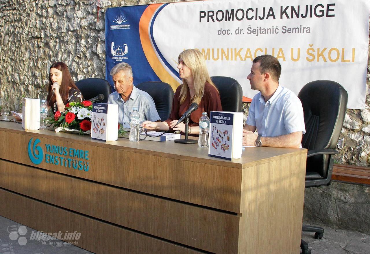 Predstavljena knjiga Komunikacija u školi autora Semira Šejtanića