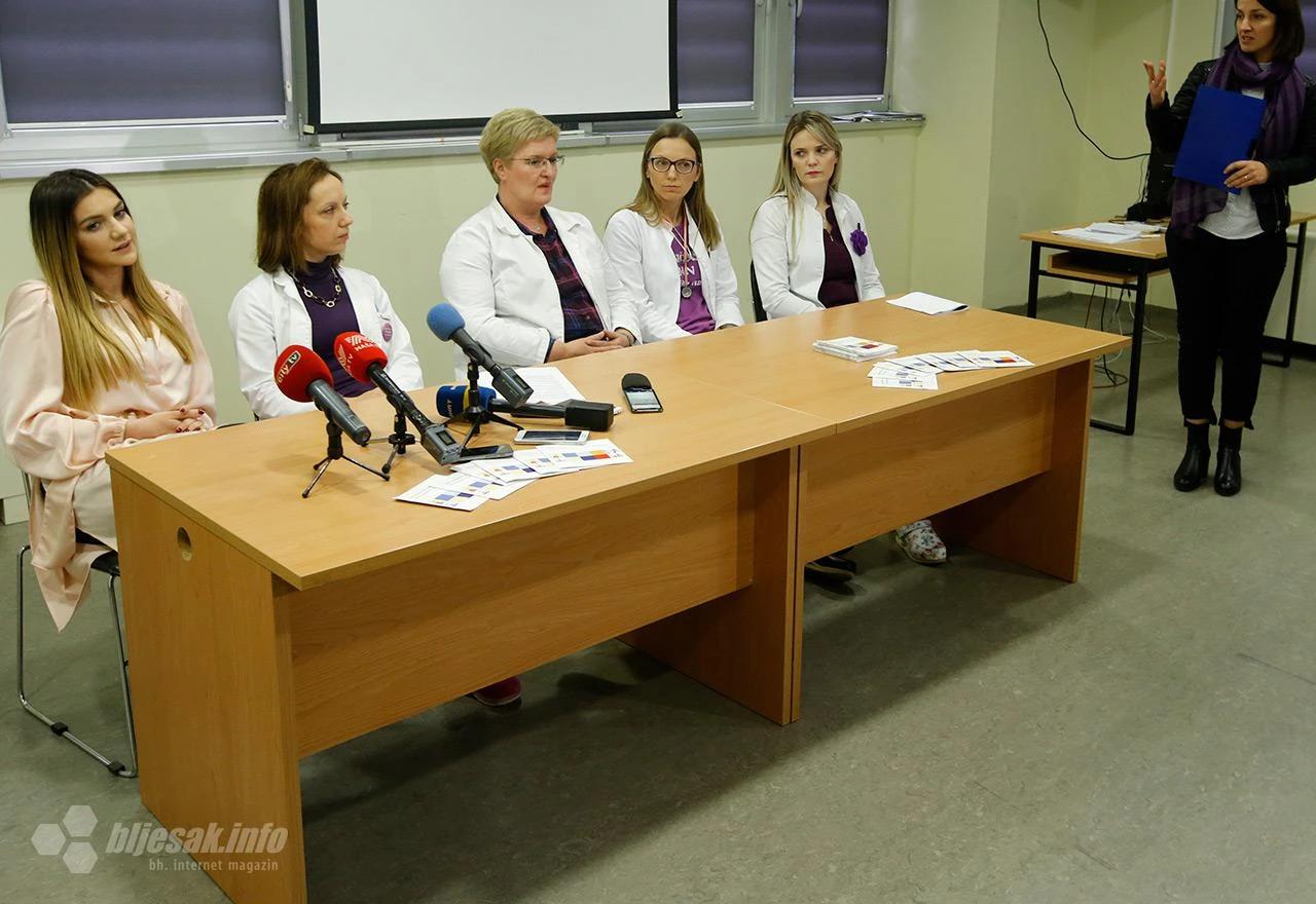 Konferencija za novinare u SKB Mostar povodom obilježavanja Ljubičastog dana u Mostaru