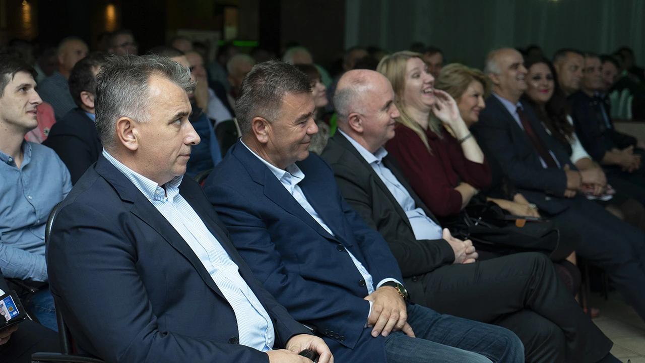 Na tribini u Bijelom polju