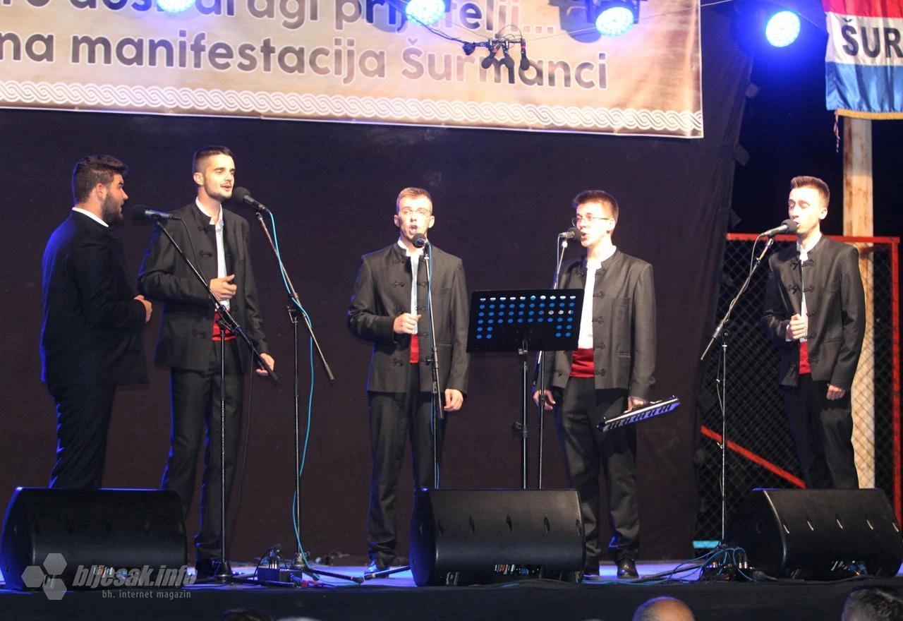 U Šurmancima održana tradicionalna kulturno-zabavna manifestacija
