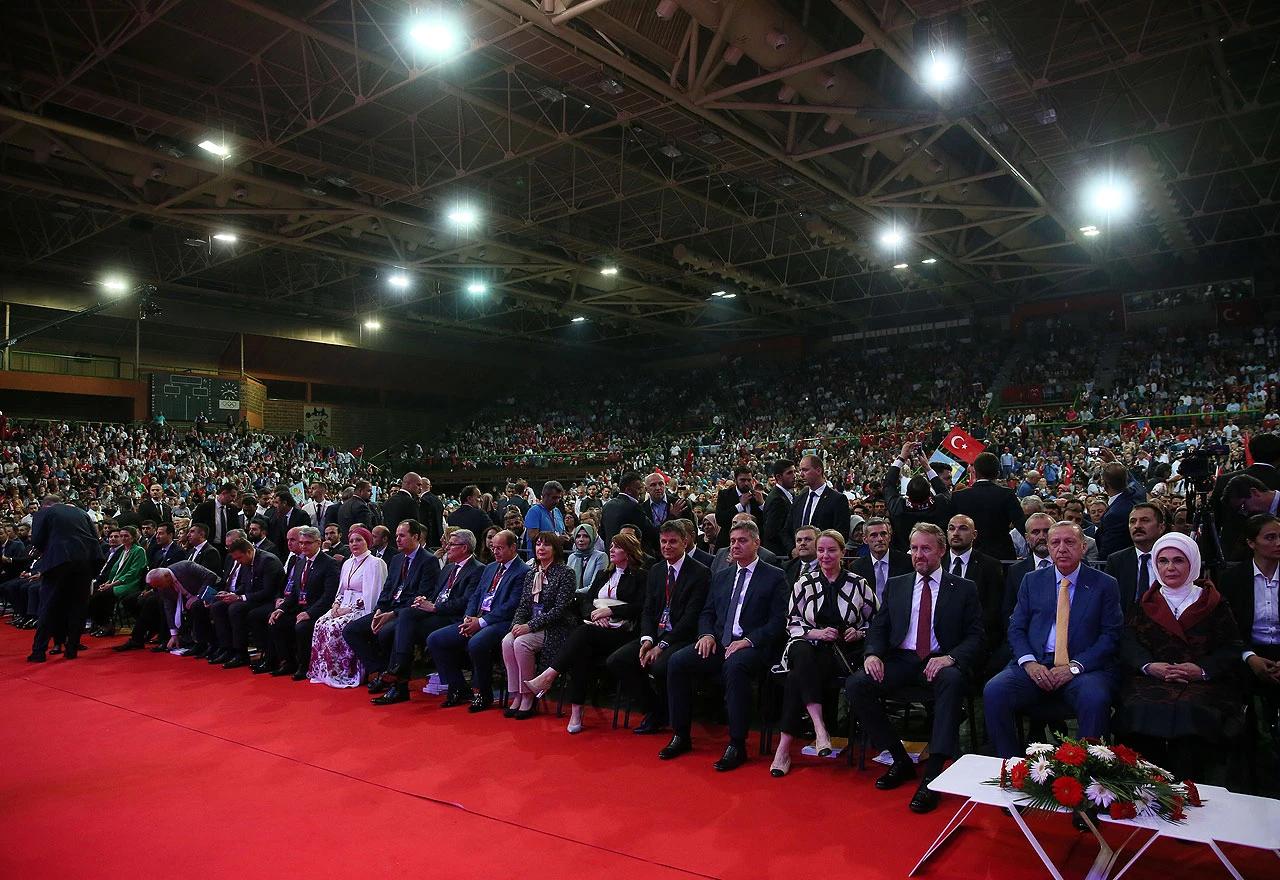 Recep Tayyip Erdogan na kongresu UETD u sarajevskoj Zetri