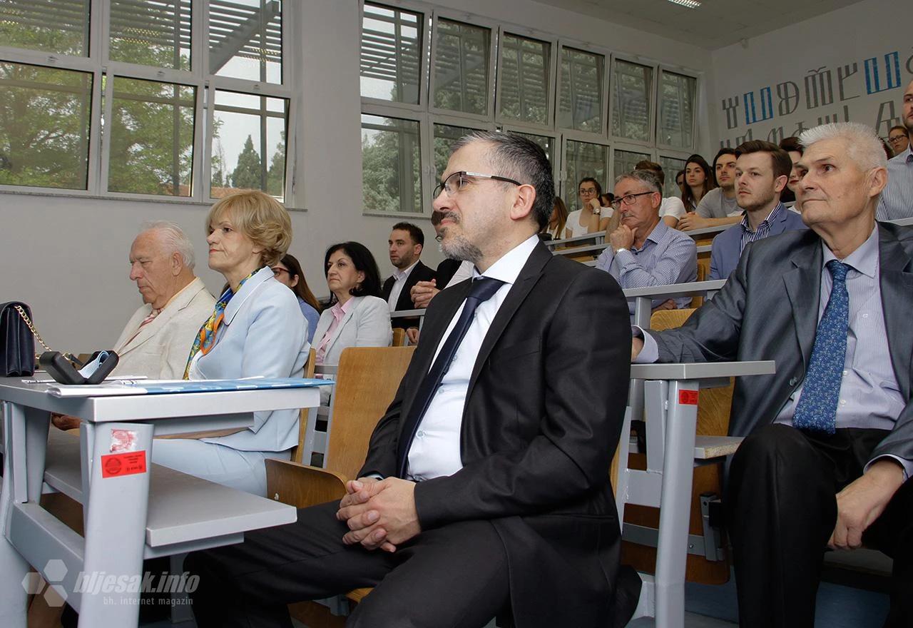 Predavanje o temi ''Politologija u BiH - budućnost i perspektive razvoja'' u okviru obilježavanja deset godina postojanja Studija politologije