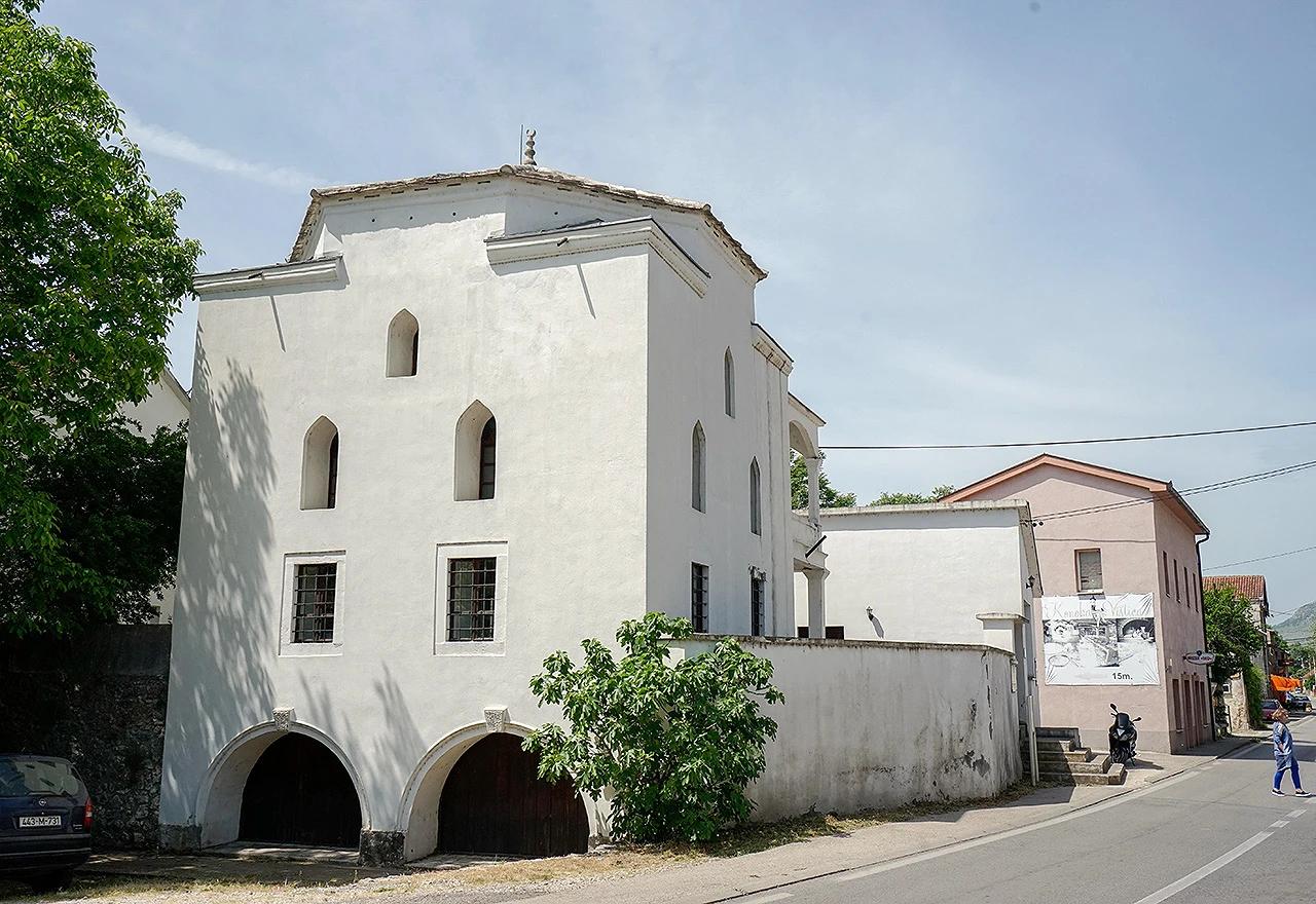 Džamija Ali-bega Kapetanovića 