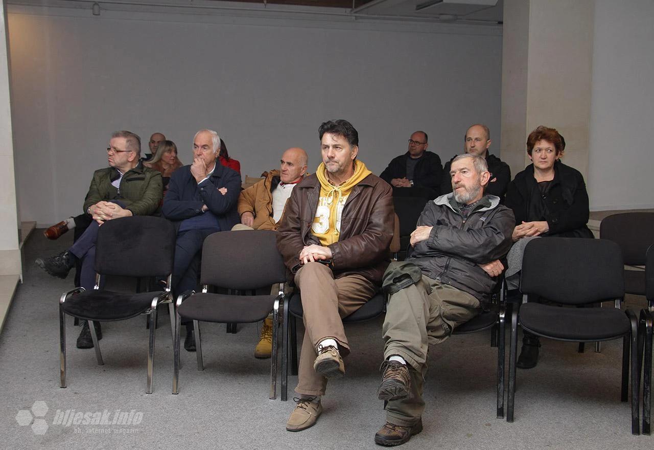 U Mostaru predstavljena knjiga 'Hrvatske novinarske tragedije 1945-1995' 