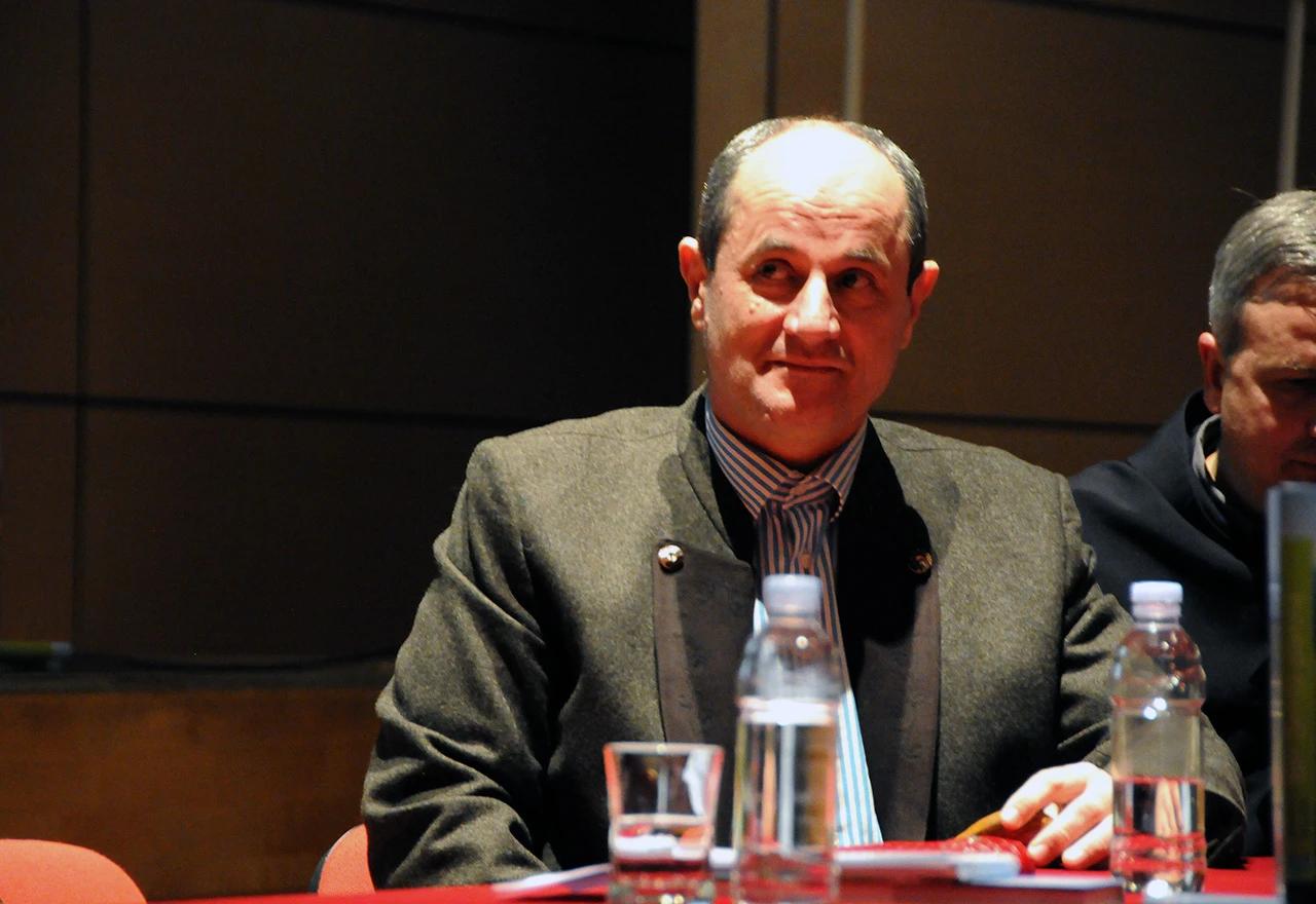 Autor knjige dr. Dalibor Ballian