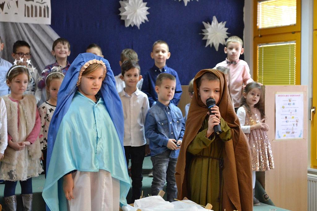 Božićna priredba u dječjem vrtiću ''Trnoružica''