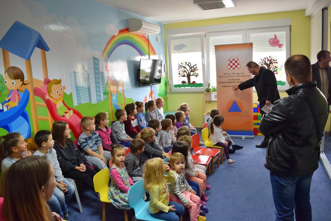 Edukacija djece o ponašanju u slučaju požara i drugih prirodnih nesreća