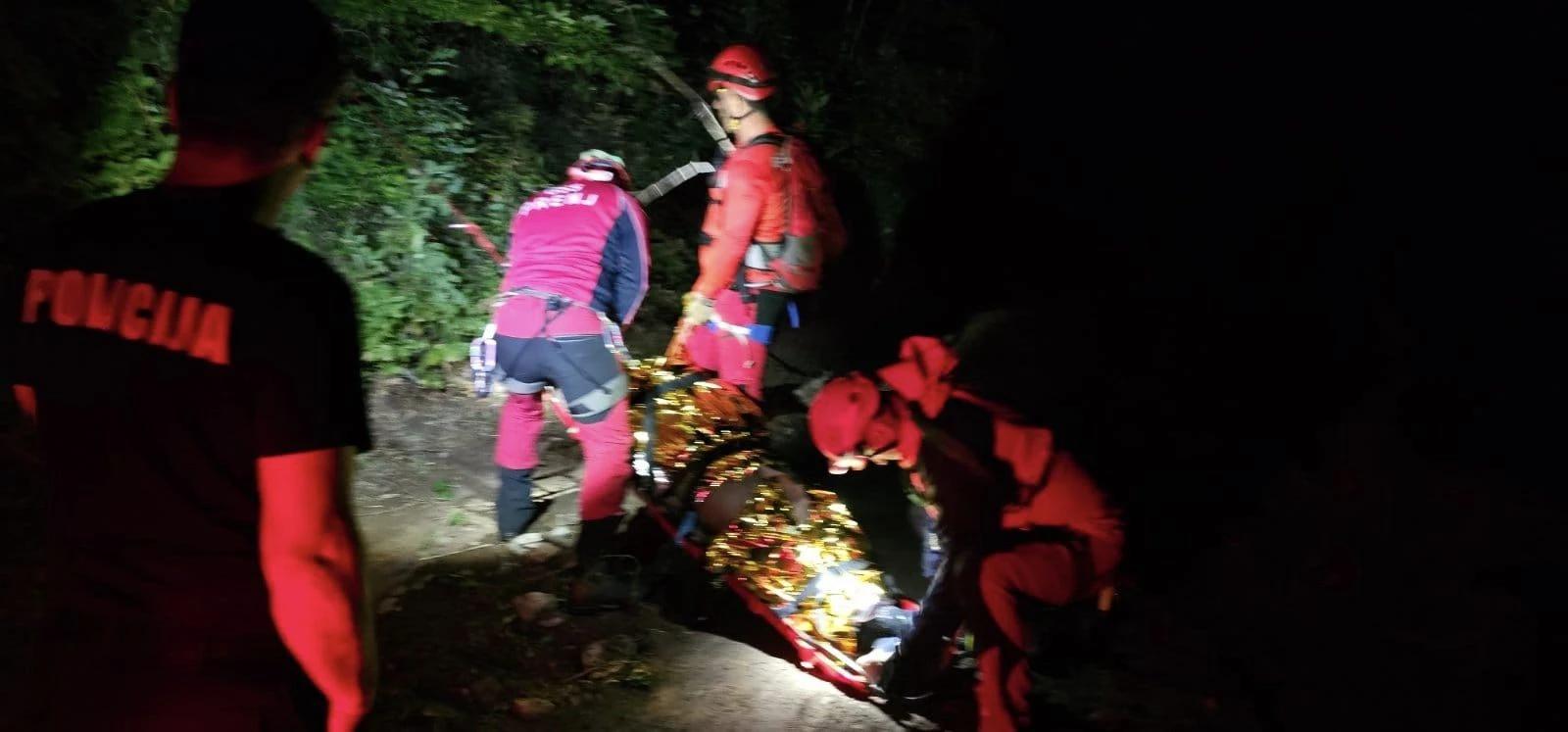 Izvlačenje stradale osobe sa nepristupačnog mjesta
