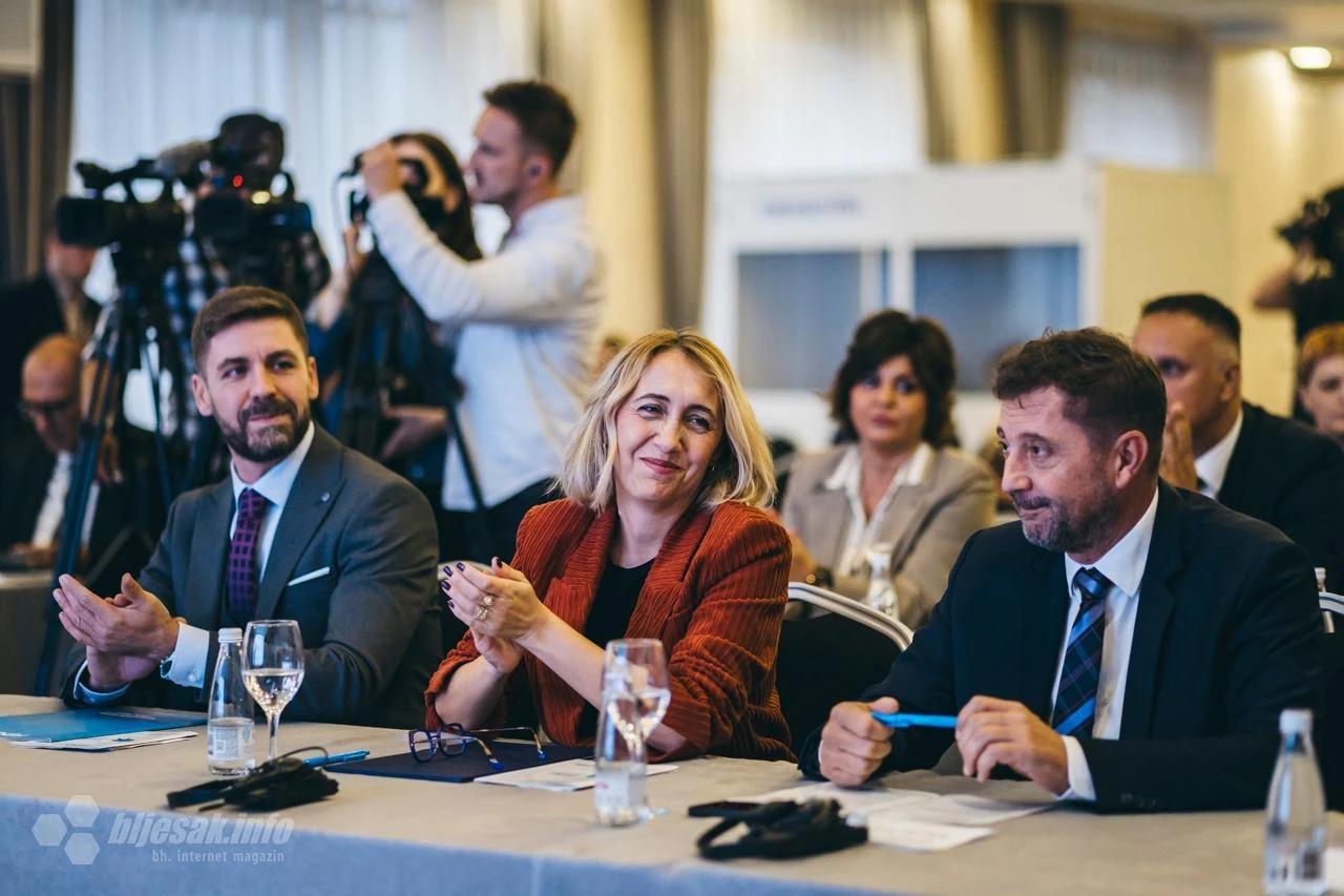 Ilija Musa, ministrica Nasiha Pozder i gradonačelnik Mostara Mario Kordić