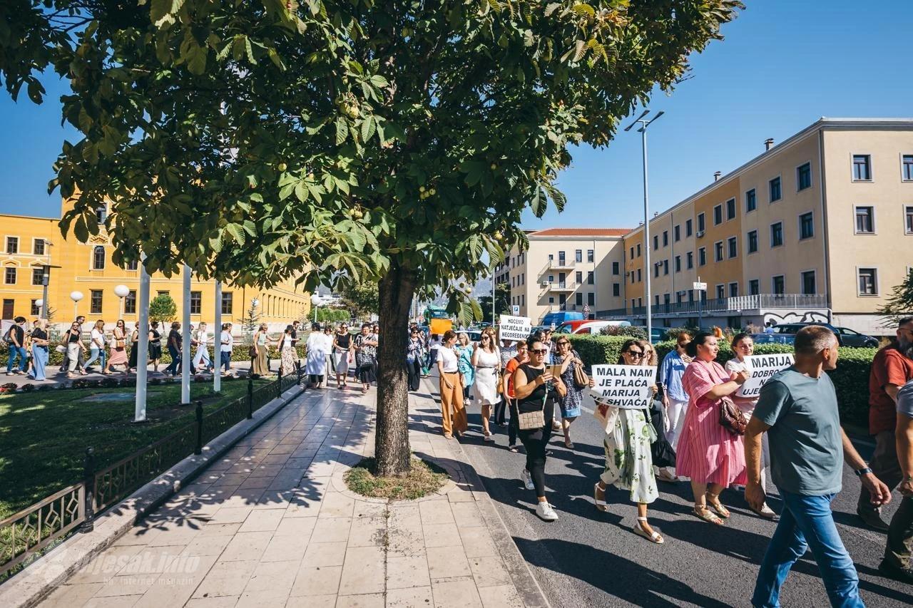 Prosvjed prosvjetnih djelatnika u Mostaru