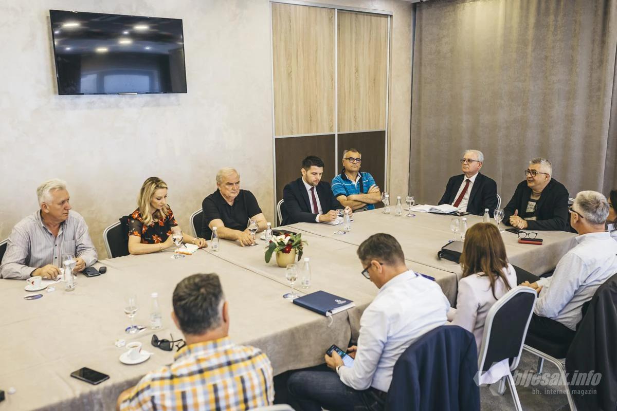 Panel diskusija pod nazivom Zajedno za bolje zdravstvo u HNŽ - vrijeme je za promjene!