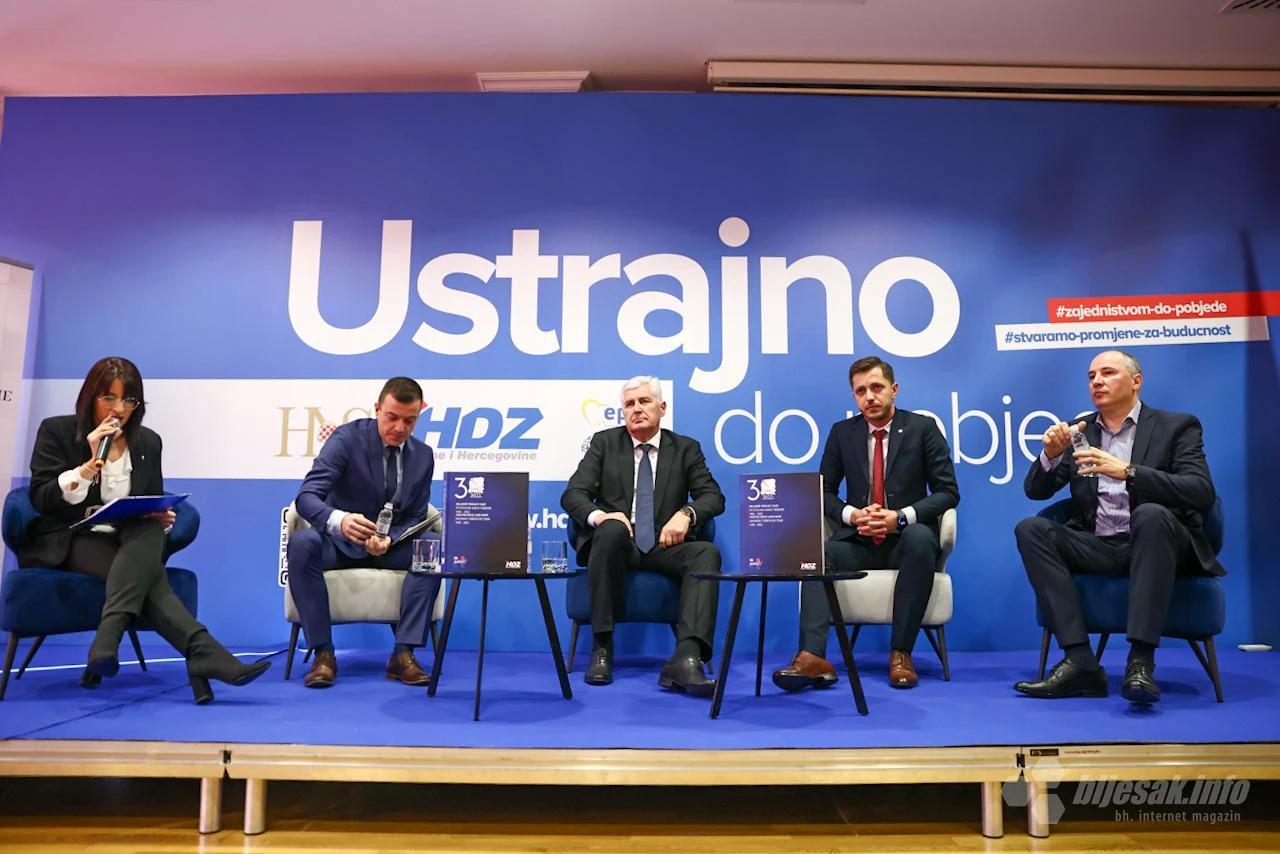 Mladež HDZ-a BiH predstavila svoju monografiju
