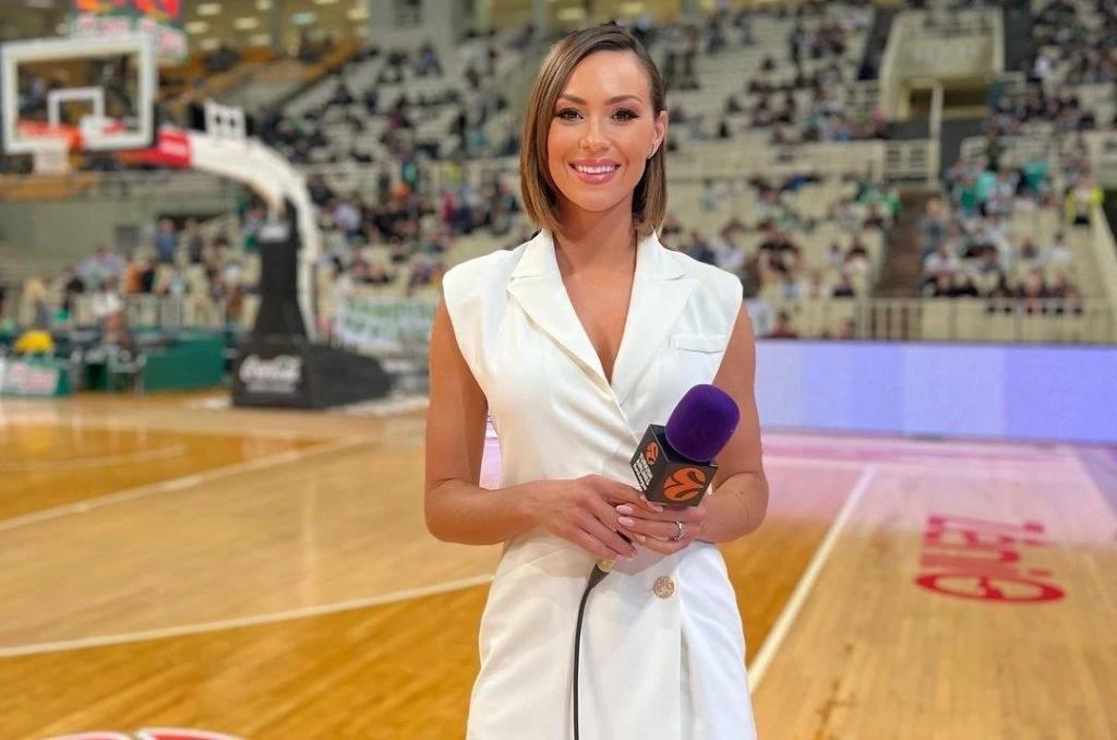 Dora Panteli 