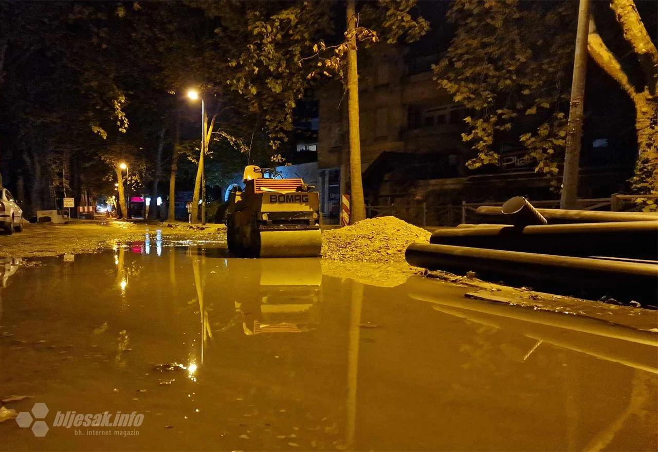 Pukla cijev u Ulici Petra Krešimira IV