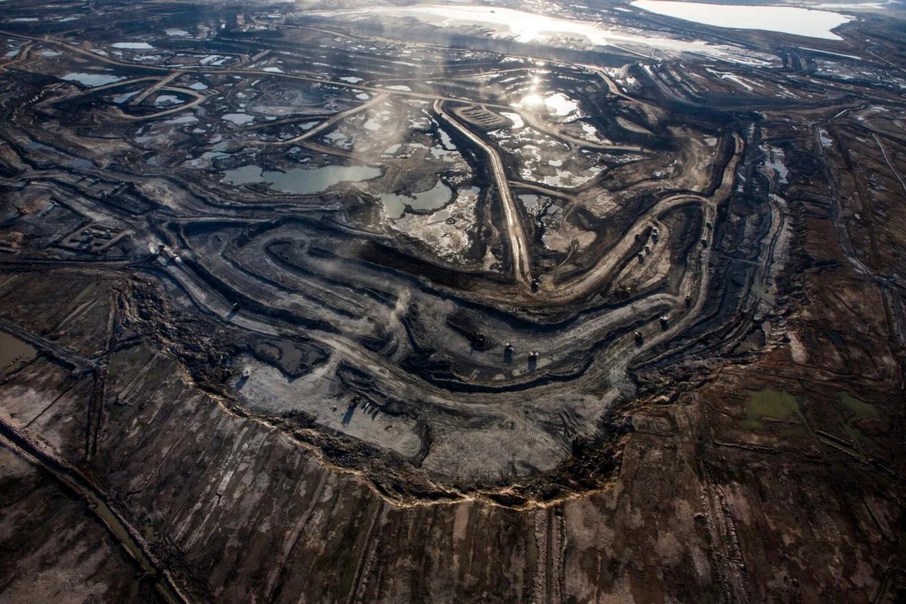 Uprkos ekološkim obavezama, Kanada ubrzano vadi naftu iz naftnog pijeska u provinciji Alberta.