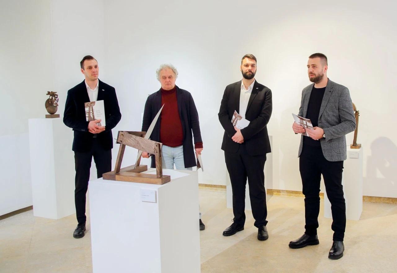 Izložba "Pamtim šumu" Josipa Ivešića