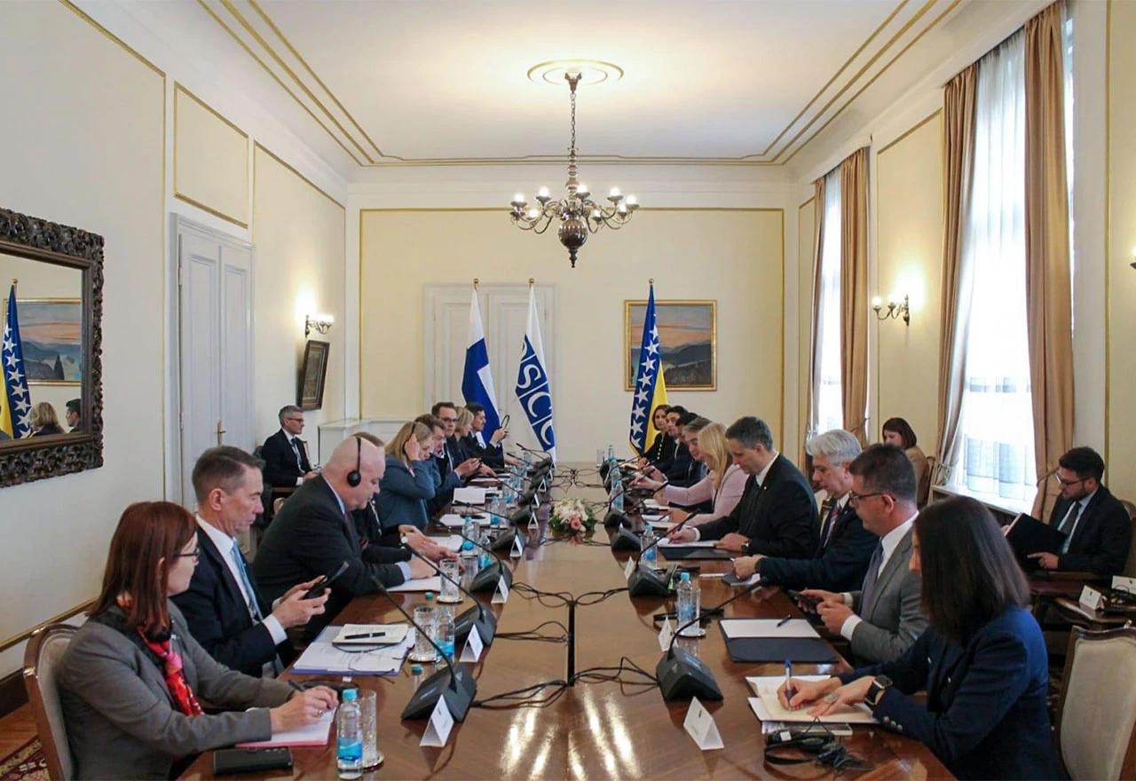 Sastanak člana predsjedništva s izaslanicima OSCE-a i ministricom iz Finske