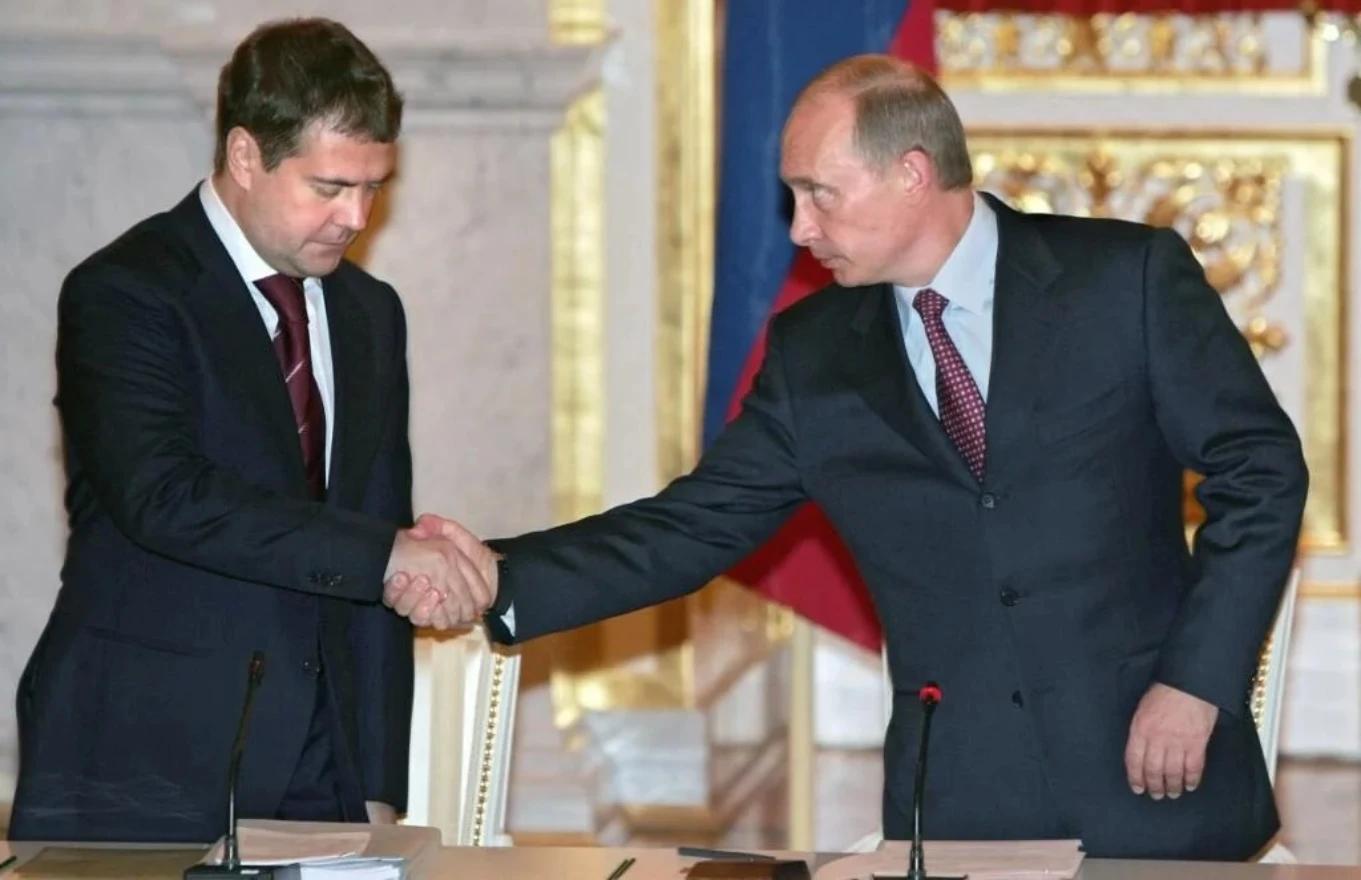 Vladimir Putin i Dmitrij Medvedev
