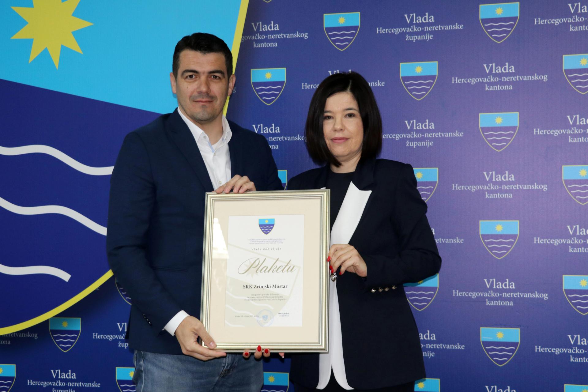 Predsjednica Vlade HNŽ-a Marija Buhač primila je izaslanstvo Sveučilišnoga rukometnog kluba Zrinjski