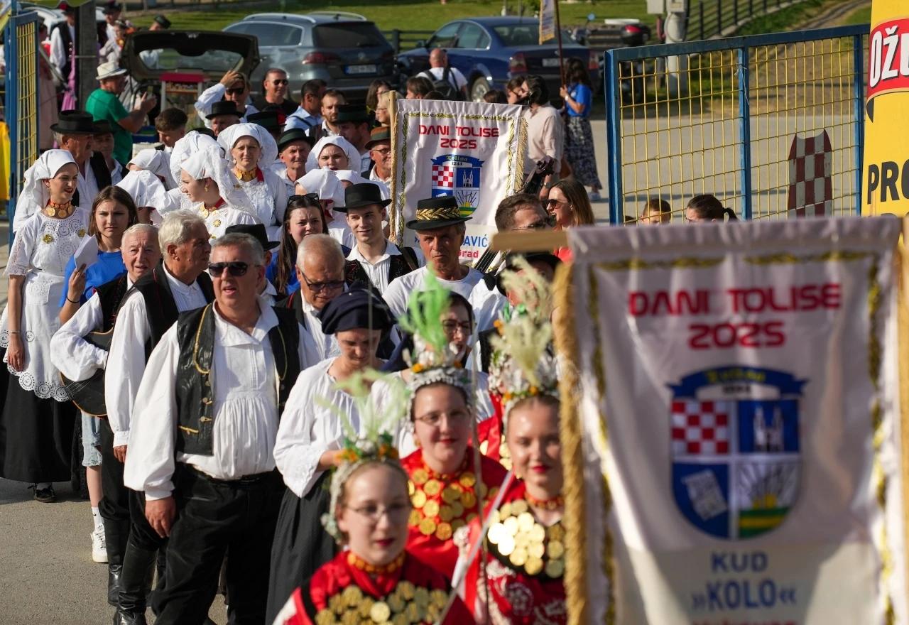 Smotra folklora