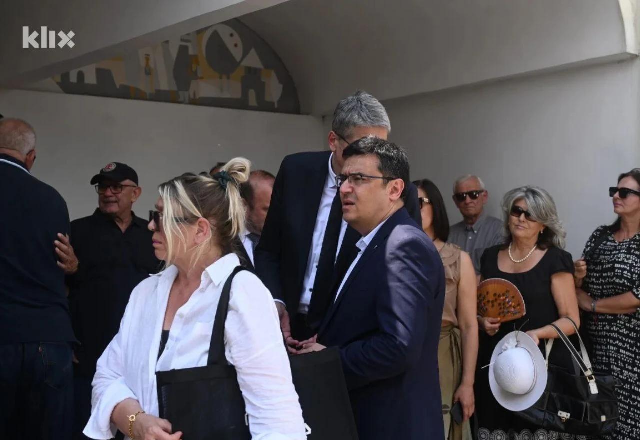 Građani i umjetnici odali počast Josipu Pejakoviću u Sarajevu