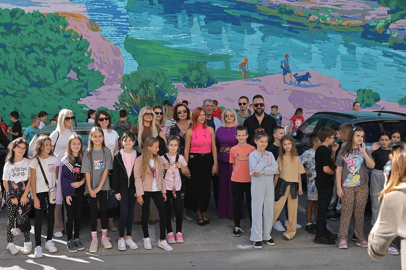 Mural u Mostaru kao poruka budućim generacijama