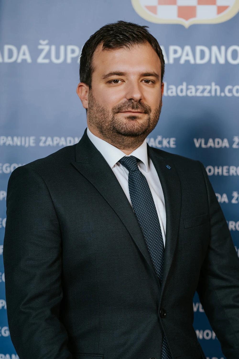 Mladen Bebek