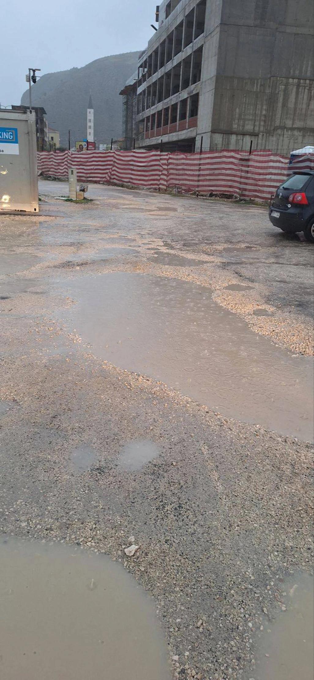 Parking Ćiro