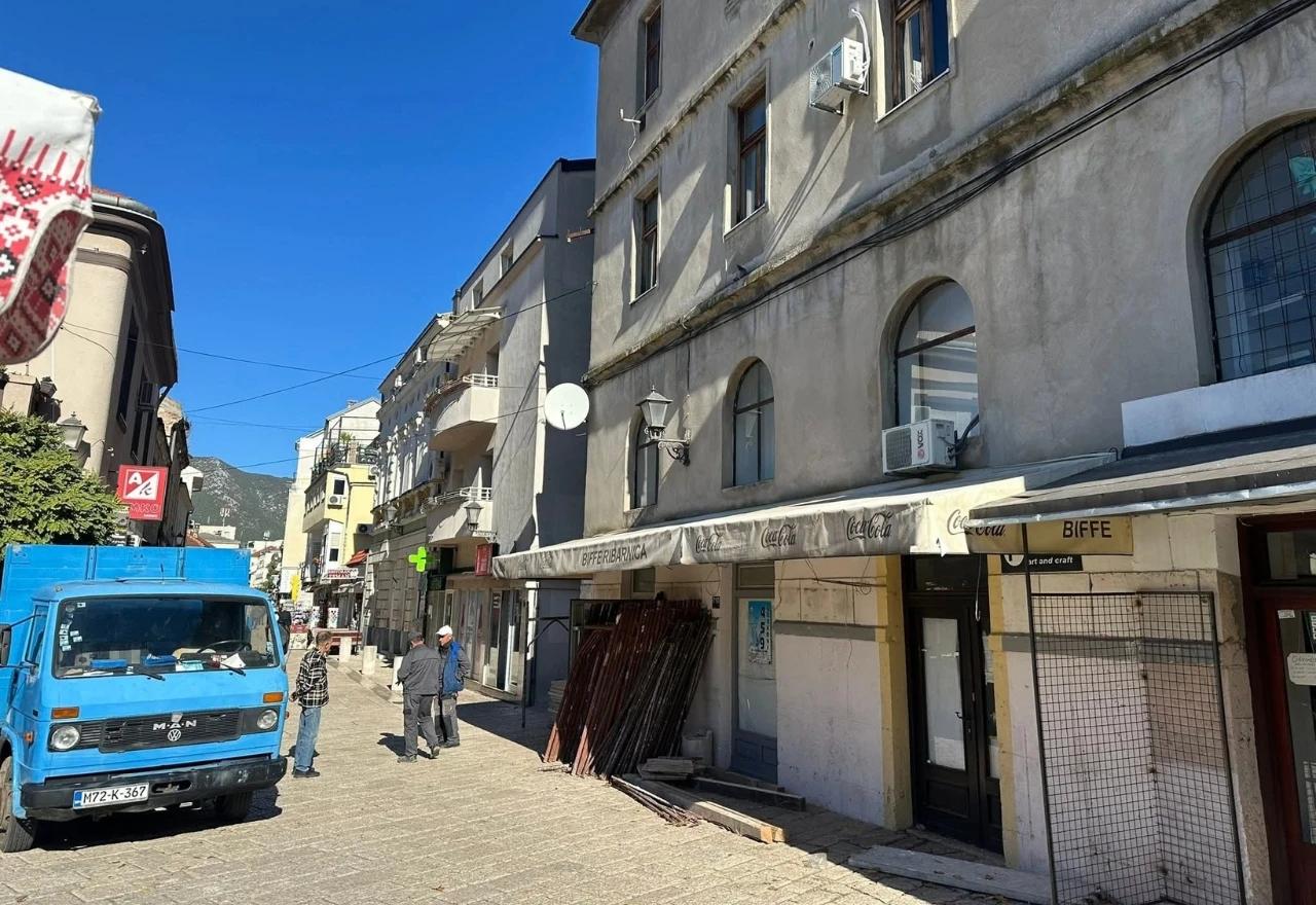 U Mostaru počeli radovi na obnovi fasade povijesne zgrade