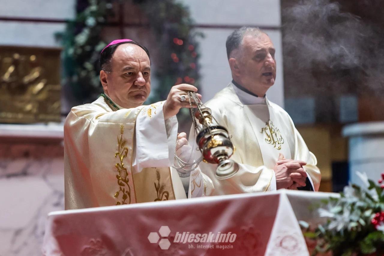 Polnoćka u mostarskoj katedrali
