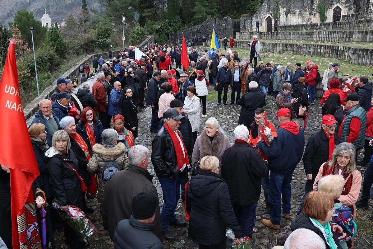 Polaganjem vijenaca obilježena 81. godišnjica oslobođenja Mostara
