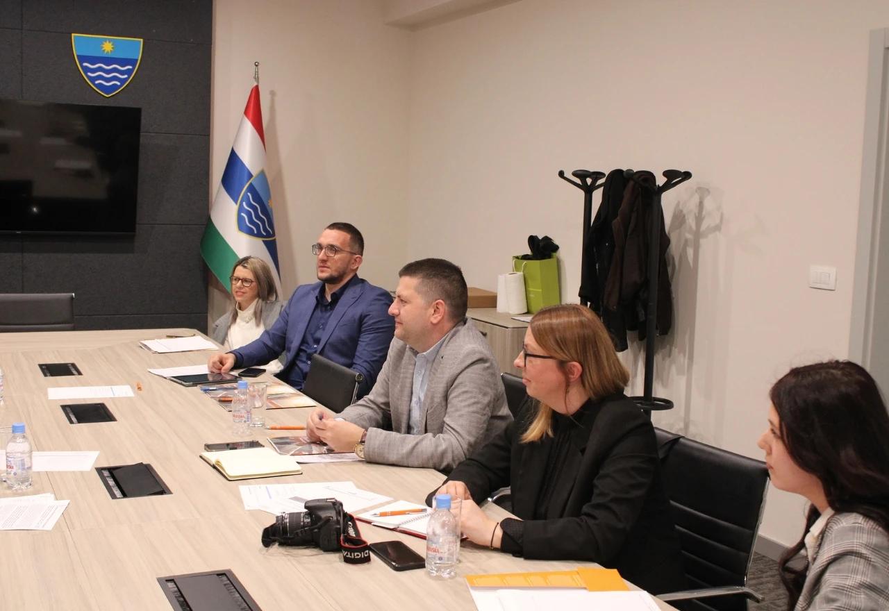 U Skupštini HNŽ-a razgovarano o unapređenju položaja mladih