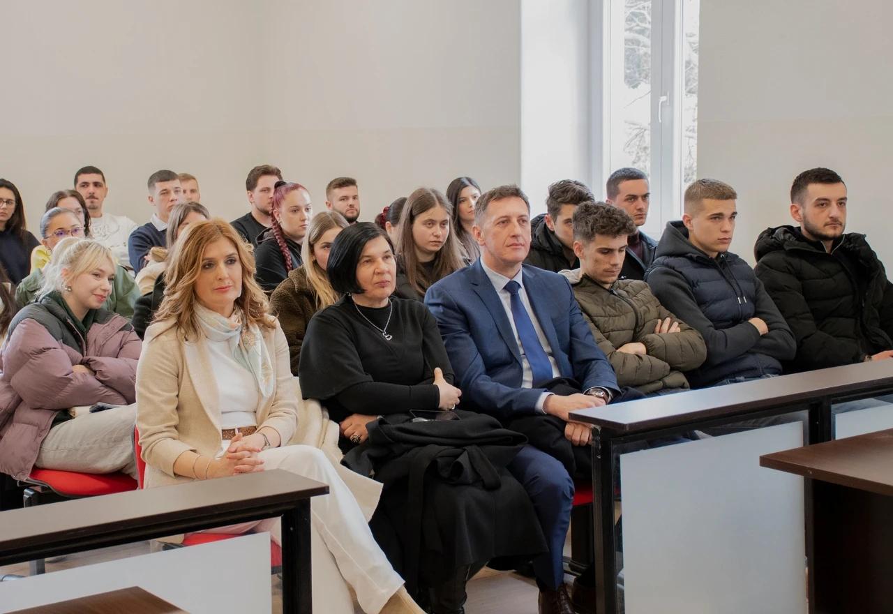 Veleposlanik Švicarske posjetio Univerzitet Džemal Bijedić u Mostaru