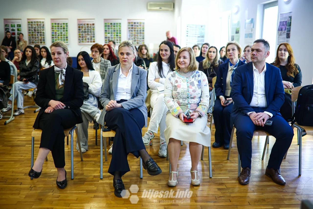 Mostarci na tribini doznali kako čitati deklaracije i prepoznati lažni med