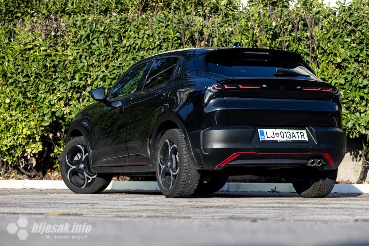 Alfa Romeo Junior Speciale privlači poglede gdje god se pojavi