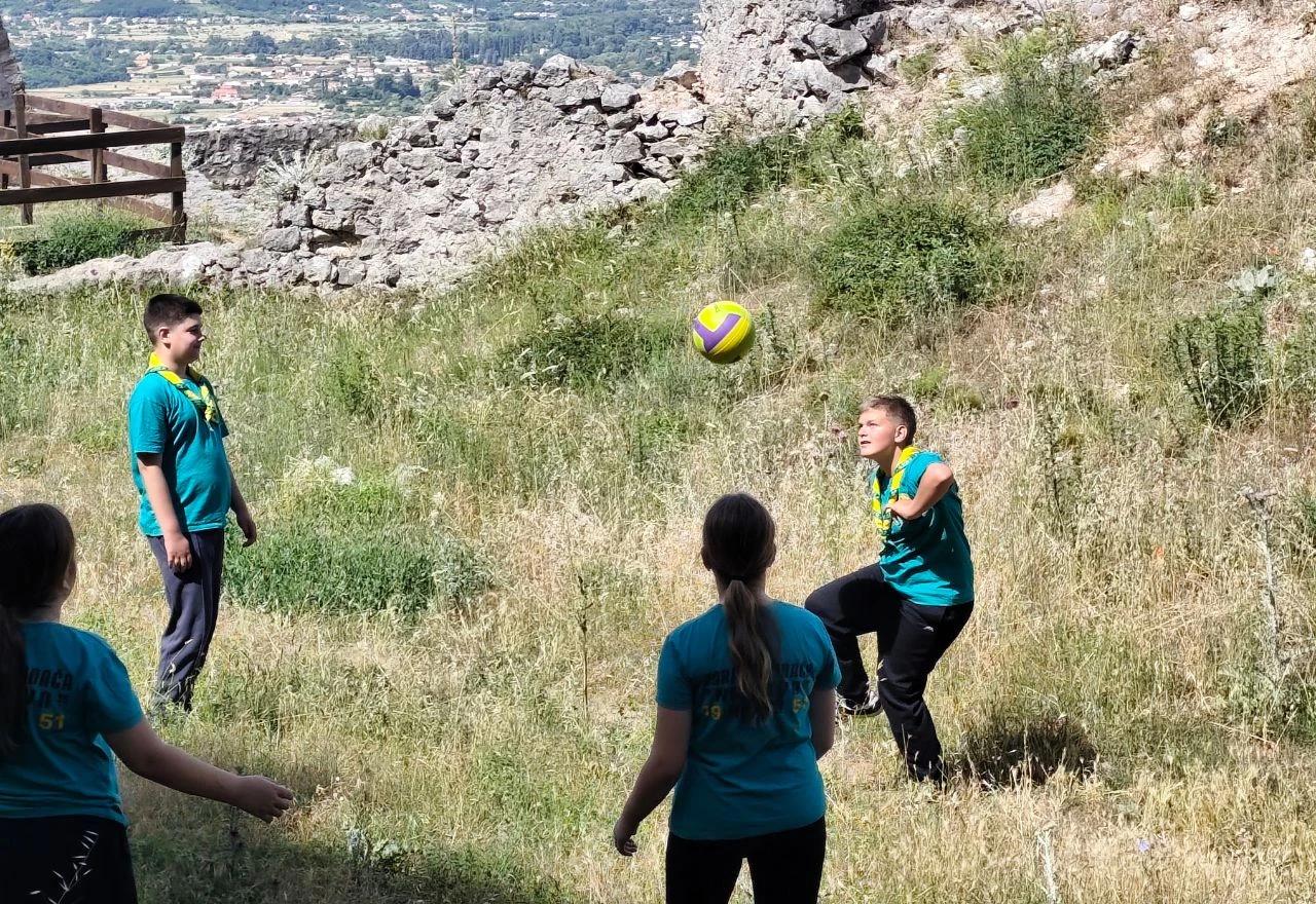 Mostarski izviđači posjetili kulu Herceg Stjepana