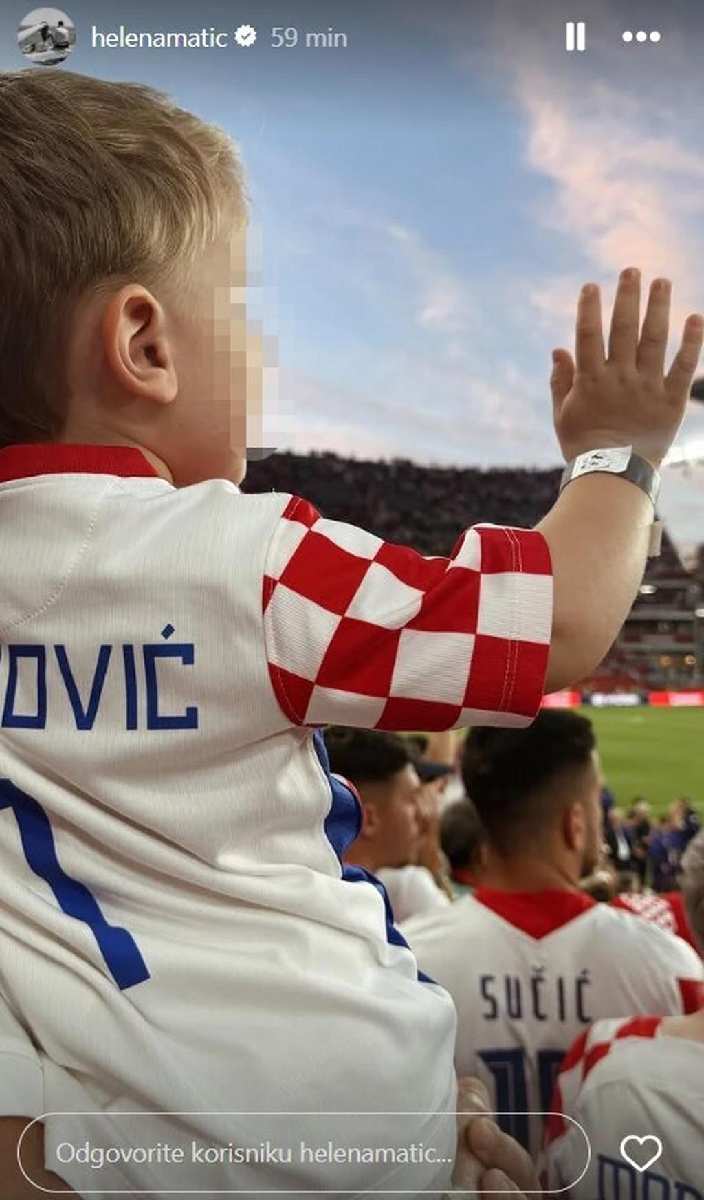 Sin Dominika Livakovića