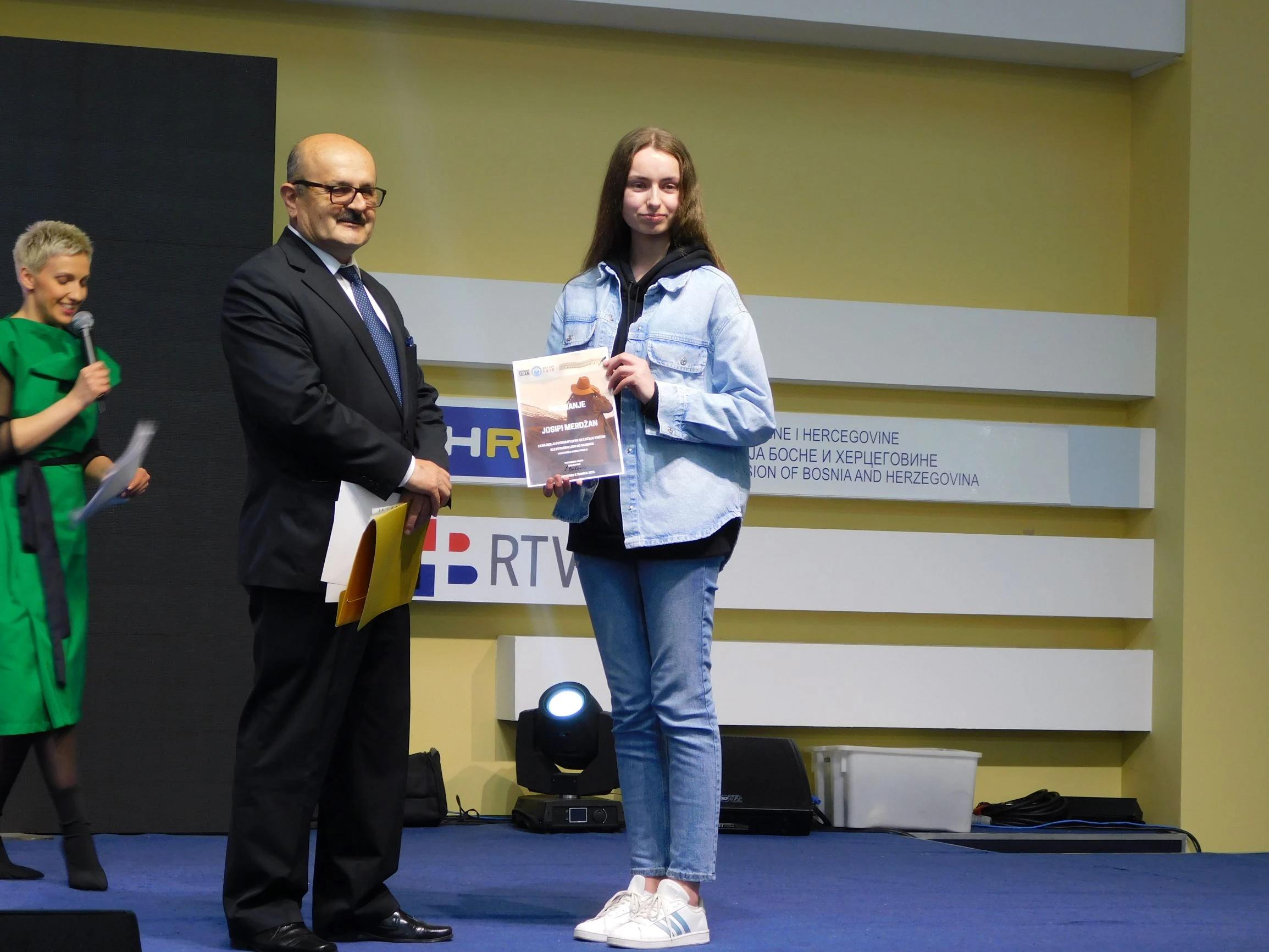 Društvo hrvatskih književnika Herceg Bosne dodijelio priznanja i predstavilo roman Cvjetni trn