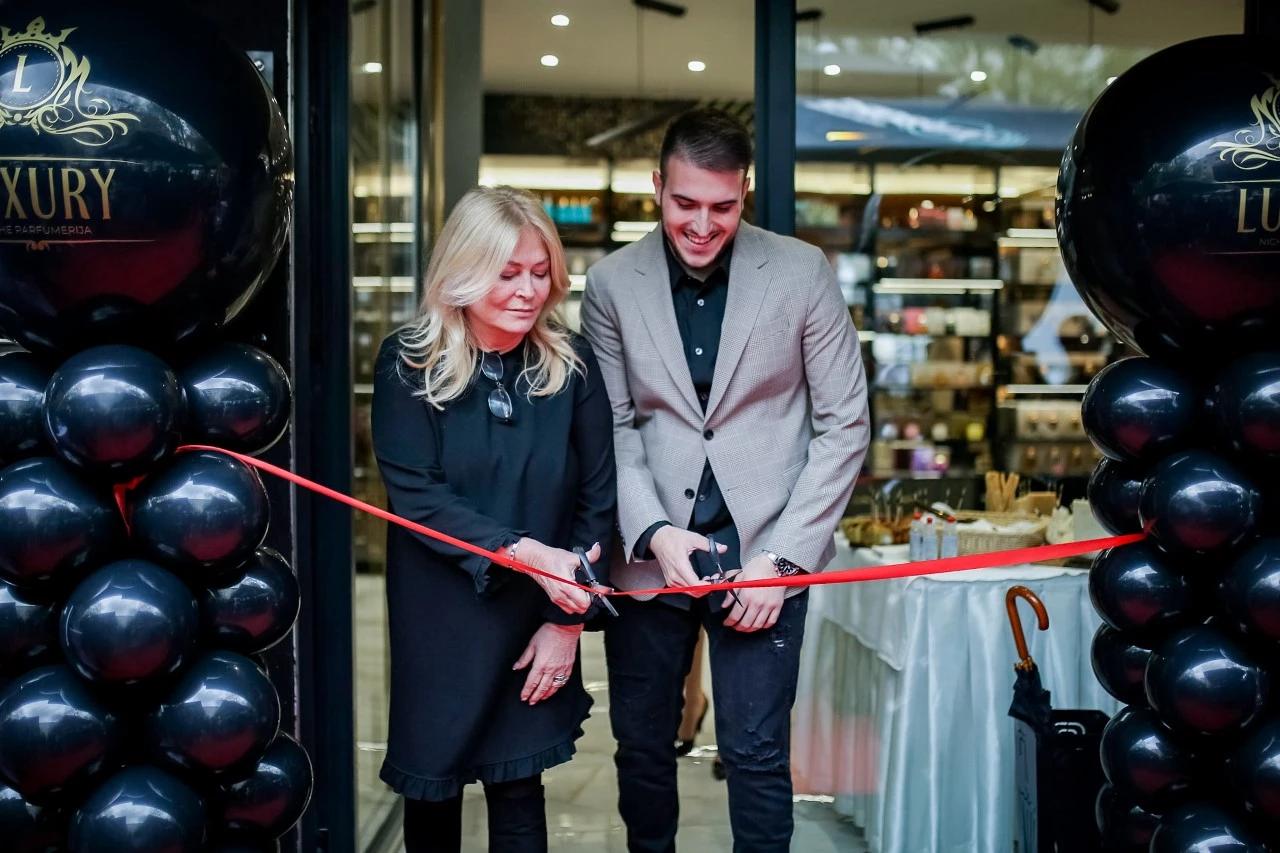 U Mostaru svečano otvorena Luxury parfumerija