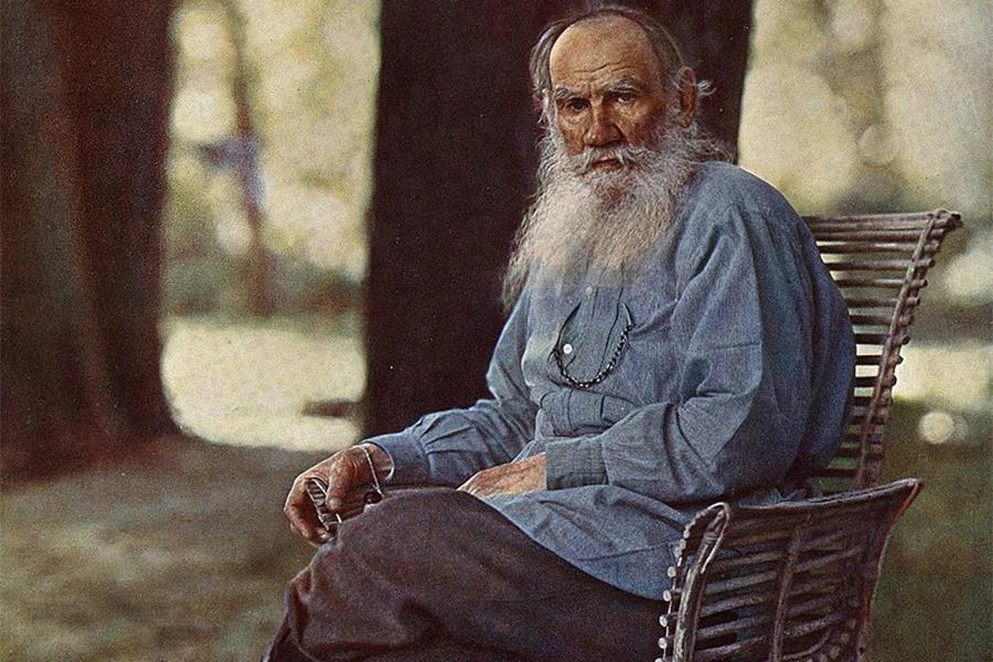 Lav Nikolajevič Tolstoj ruski grof, književnik i mislilac, jedan od najvećih svjetskih romanopisaca