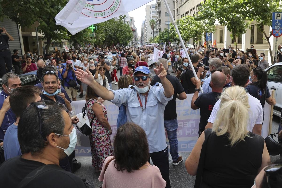 Prosvjed medicinara u Grčkoj zbog obveznog cijepljenja