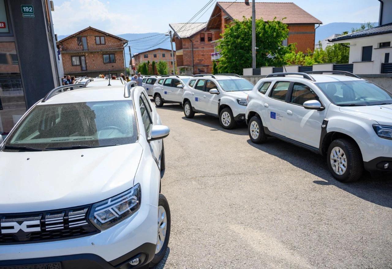 Europska Unija donirala 15 vozila za deminere