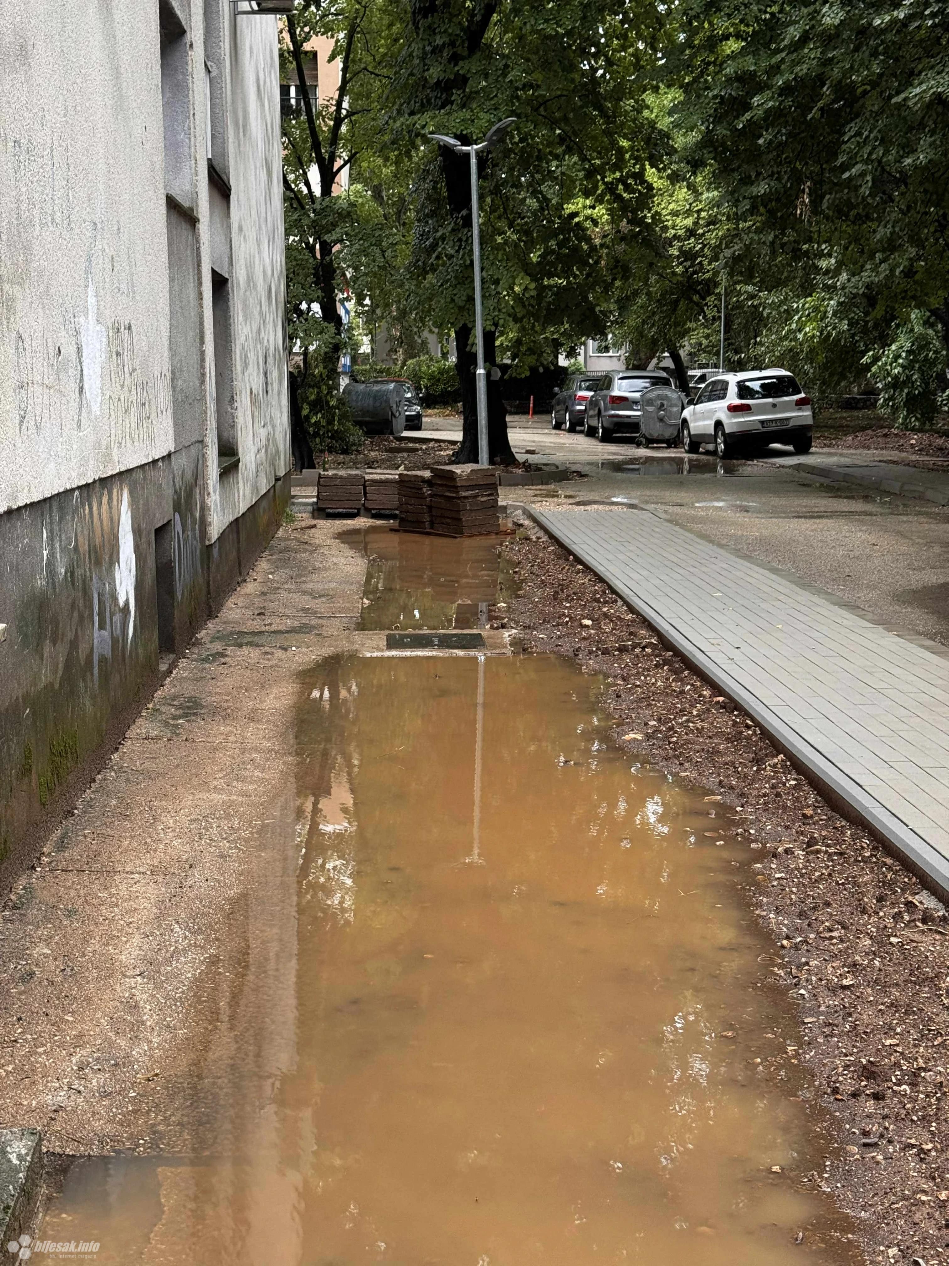 Kiša i novi stari problemi u Mostaru