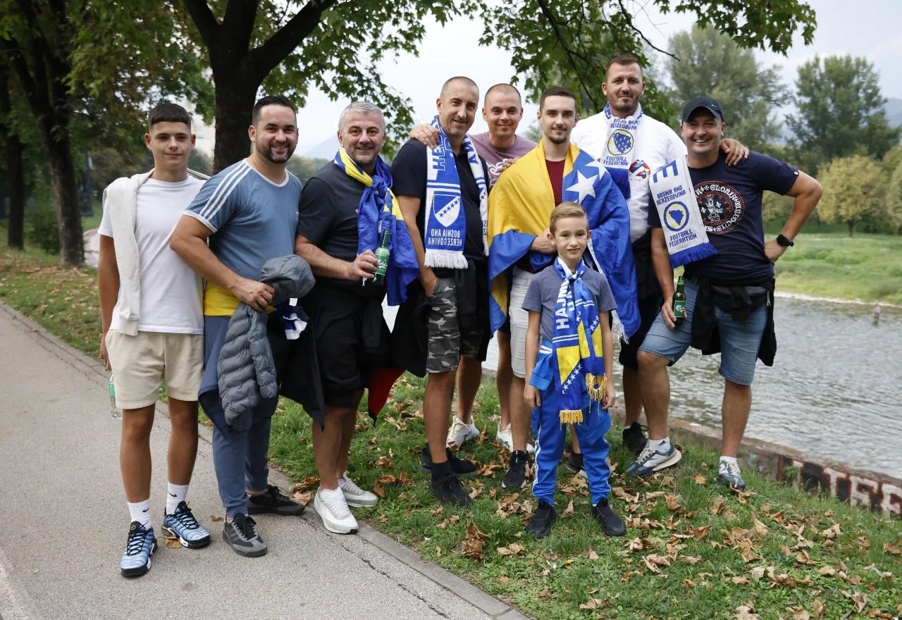 Navijači spremni za utakmicu