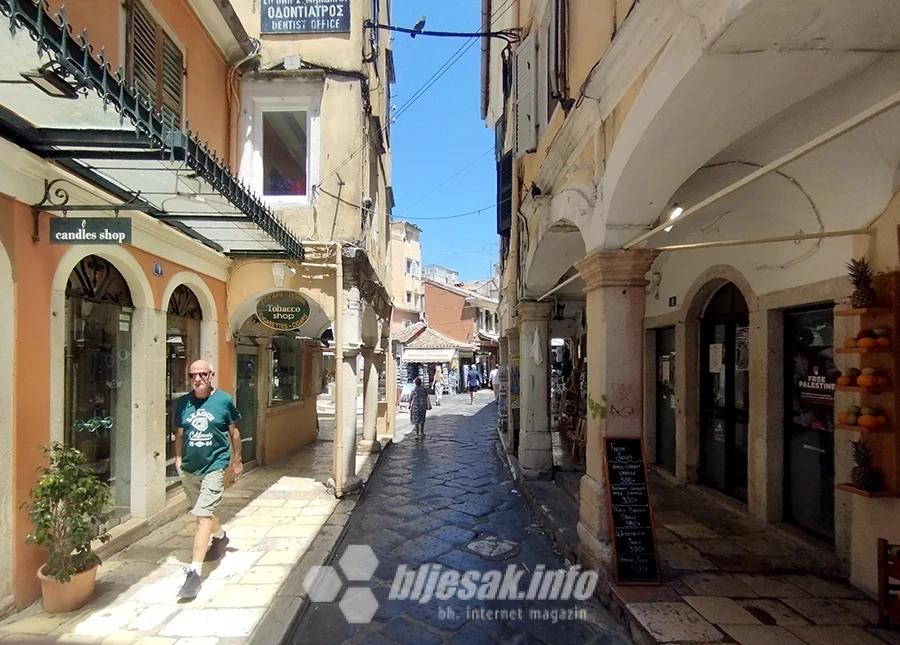 U labirintu uličica starog dijela grada