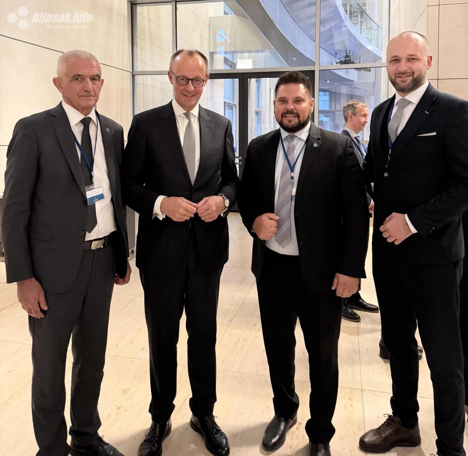 Delegacija HNS-a BiH